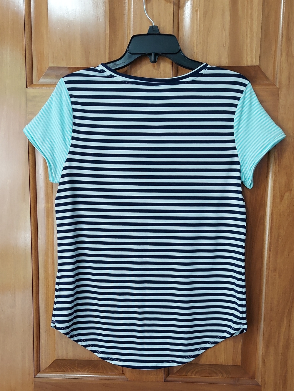 SO V-Neck Striped Navy and White Tee, Mint Striped Short Sleeves, Size Large▪︎ - Picture 3 of 8